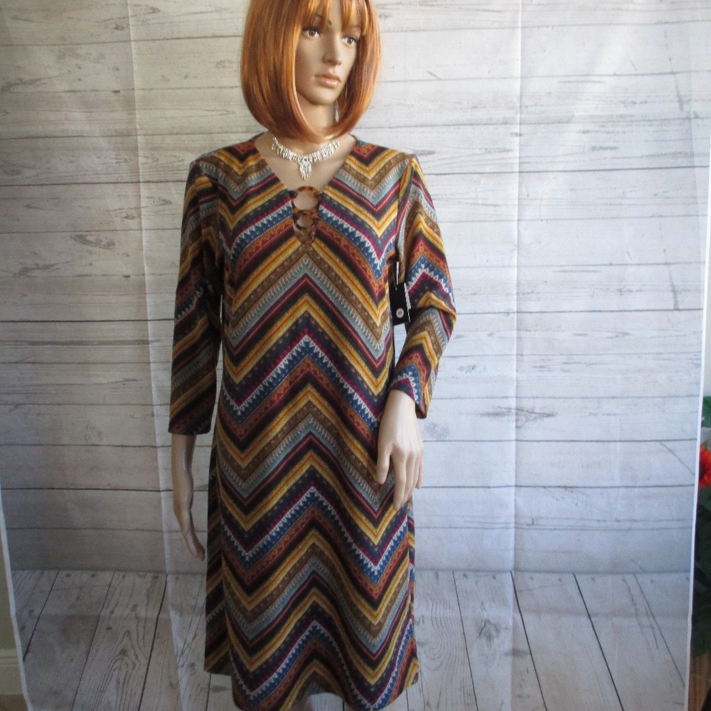 NWT - TACERA pretty soft knit dress - sz M